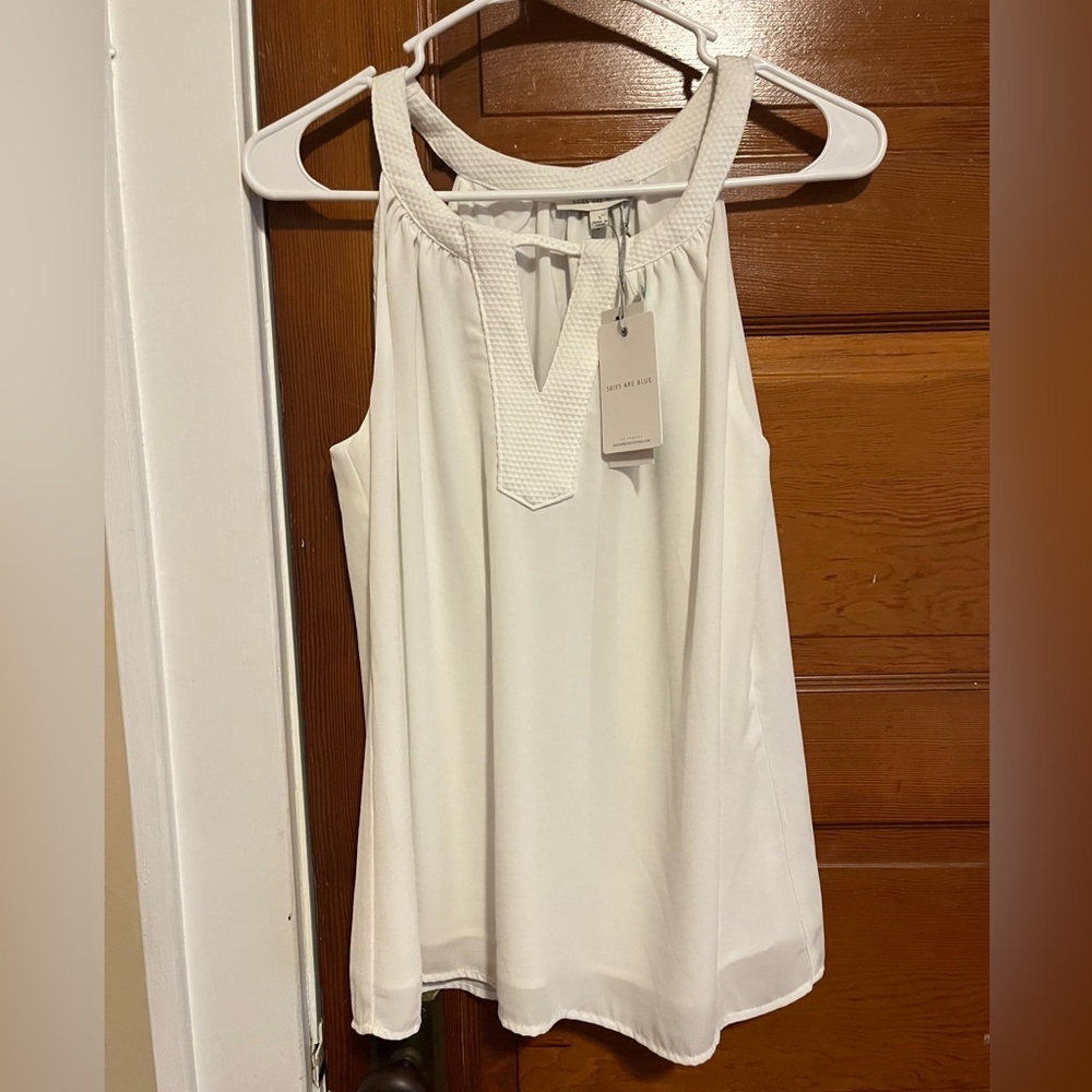 Women’s Size Small White Halter Top Cutout Detail NWT  by Skies Are Blue Janice